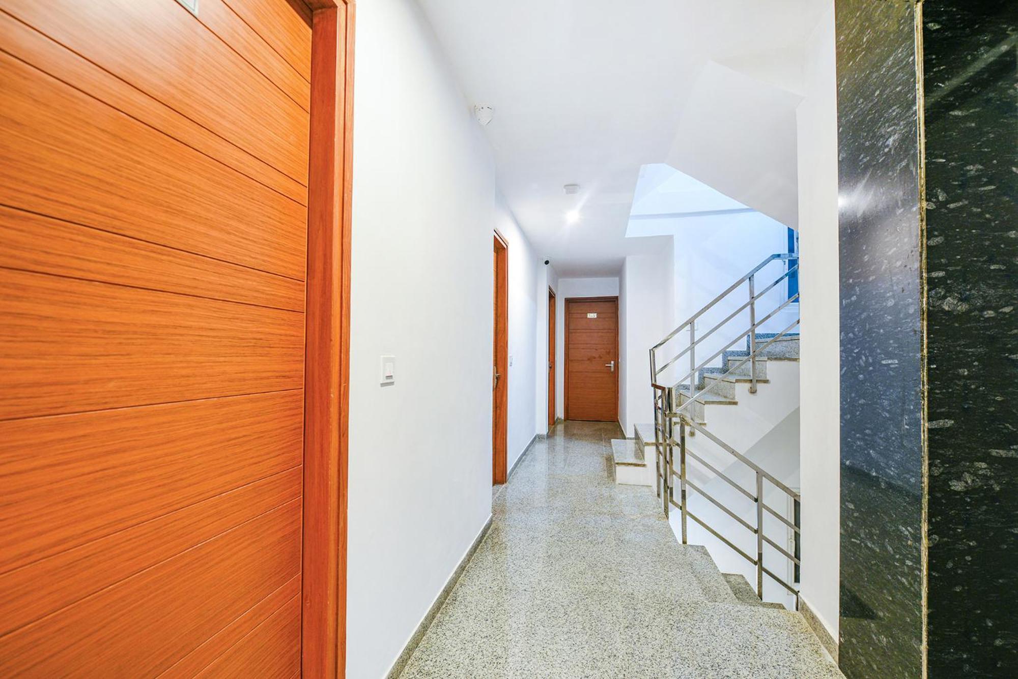 Fabhotel Sparkling - Nr Yashobhoomi Convention Centre Delhi  Buitenkant foto